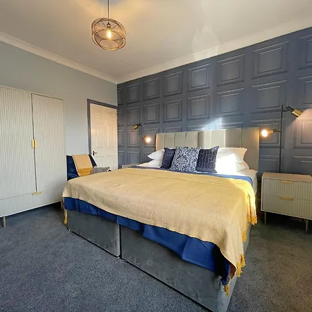 Spacious 3-Bedroom House With Parking Sheffield Exterior photo