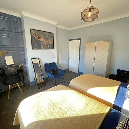 Spacious 3-Bedroom House With Parking Sheffield Exterior photo