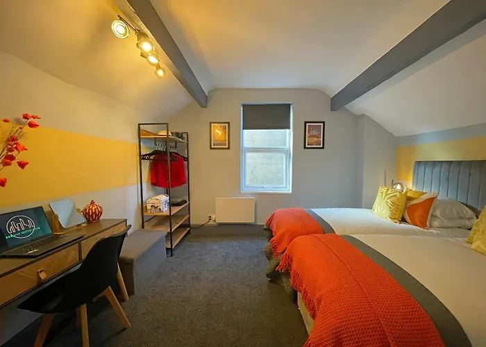 Spacious 3-Bedroom House With Parking