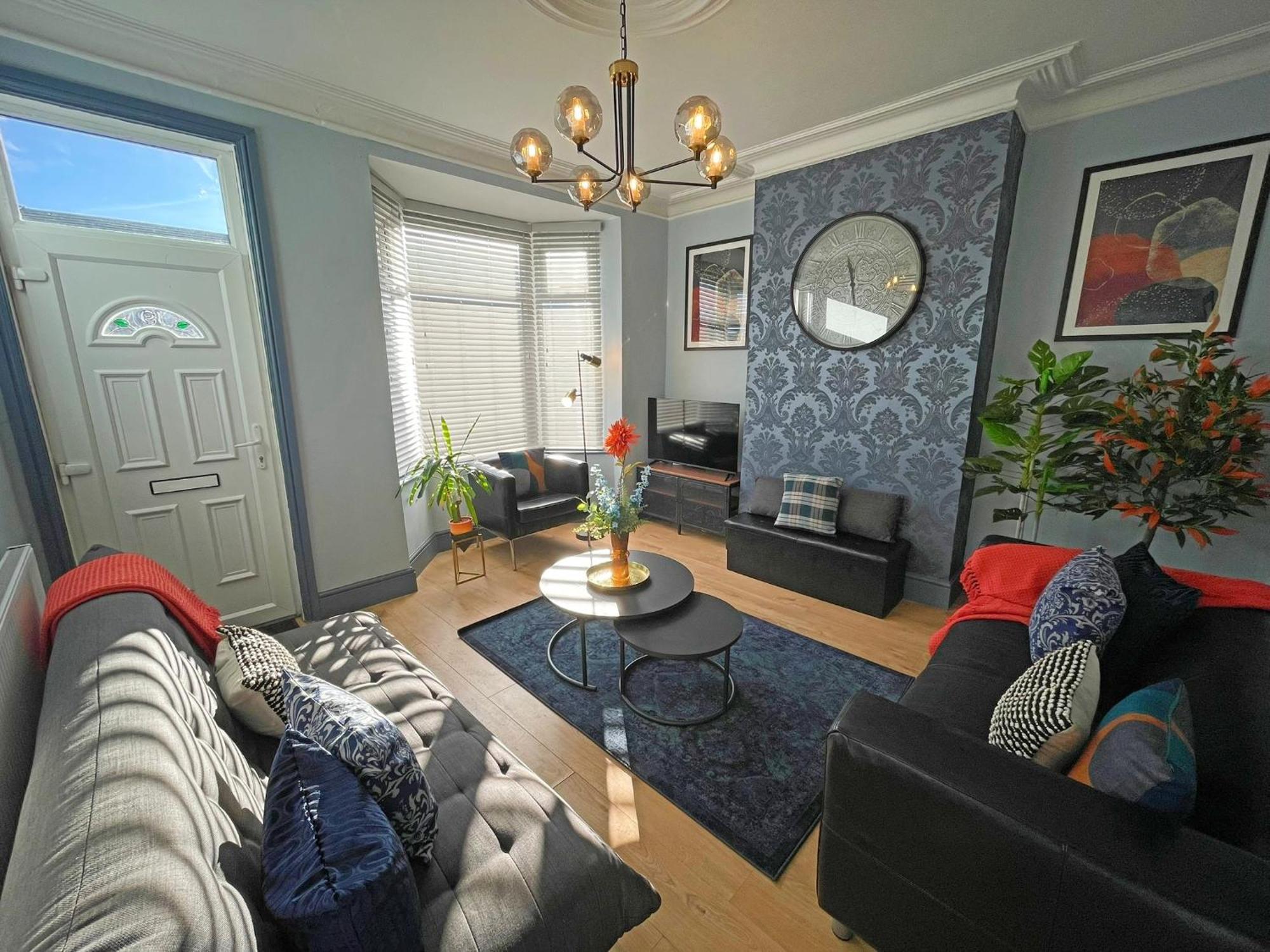 Spacious 3-bedroom House With Parking Holiday home *